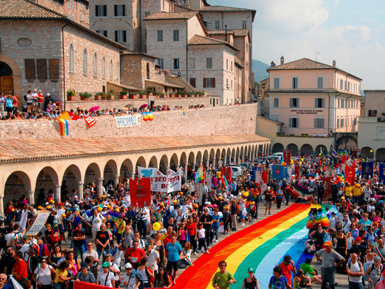 In marcia per la pace anche di notte: sabato la Perugia-Assisi raddoppia