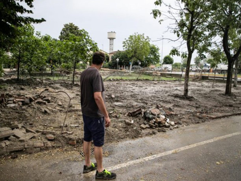 Alluvione in Emilia Romagna e Marche. La vicinanza e la solidarietà della CEI