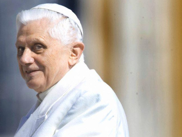 Benedetto XVI: “profonda vergogna, grande dolore e sincera domanda di perdono per tutte le vittime di abusi”