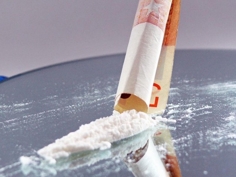 Cocaina, nuovo record di sequestri. Allarme Emcdda: “In Europa anche parte della produzione”