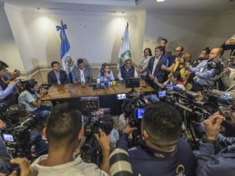 Guatemala: ieri elezioni presidenziali tra scontri, frammentazione e accuse di irregolarità. Spoglio a rilento, si profila ballottaggio