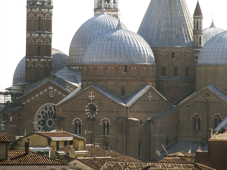 Il calendario delle Celebrazioni francescane in Basilica del Santo a Padova