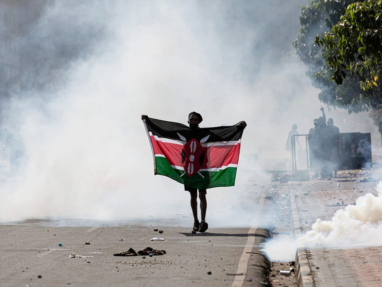 Il Kenya insorge contro le tasse. Il racconto del comboniano padre Giuseppe Caramazza