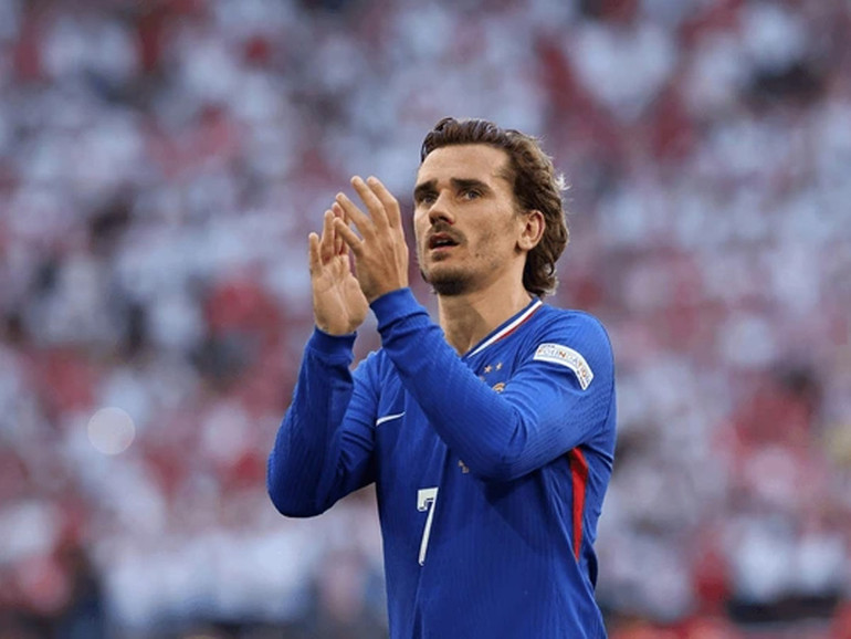 Il messaggio di Griezmann contro il bullismo a scuola