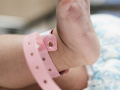 Il rooming-in non è pericoloso e va difeso: il parere di neonatologi, pediatri, ostetrici