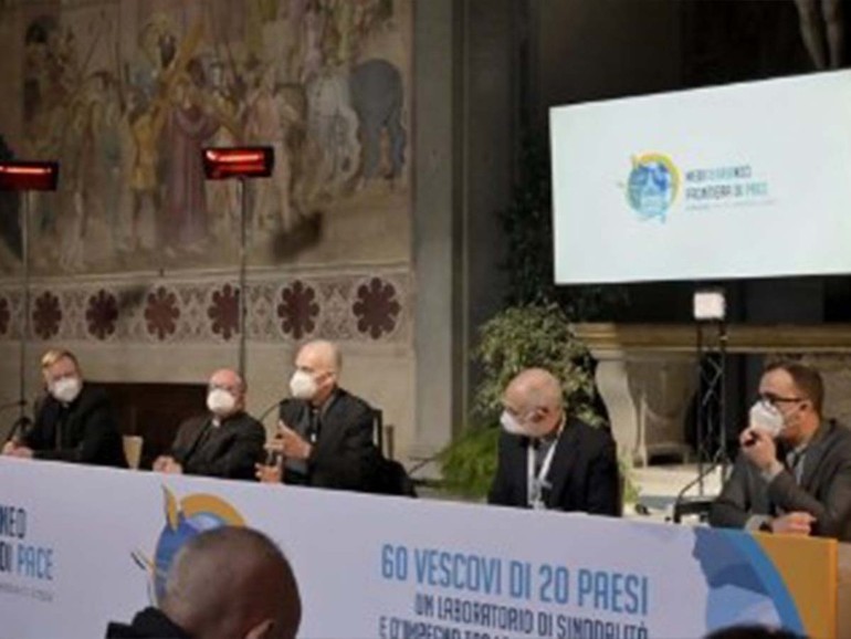 Incontro vescovi e sindaci del Mediterraneo: mons. Raspanti, “molto probabile che il Papa mandi qualcuno domenica”