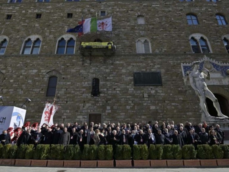 Incontro vescovi e sindaci Mediterraneo. Sindaci di Firenze, Gerusalemme, Istanbul e Atene: “I regni passano, le città restano”