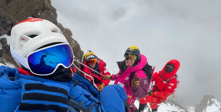 La scalata italo-pakistana tutta femminile sul K2, a 70 anni dall'impresa di Lino Lacedelli e Achille Compagnoni
