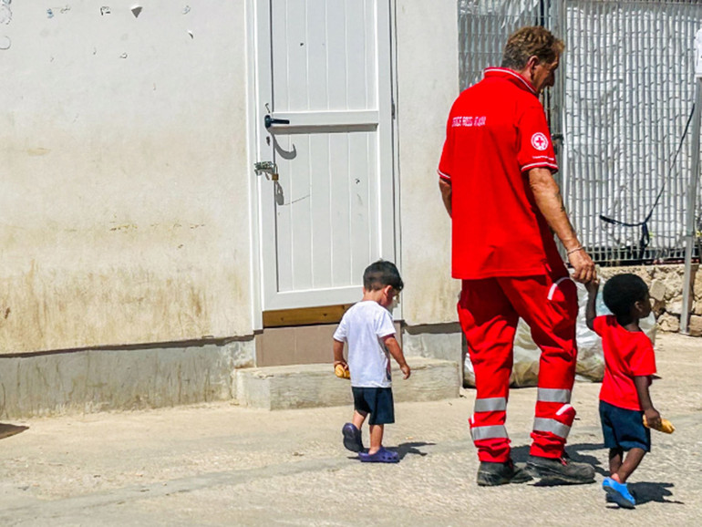 Lampedusa. Croce Rossa: “Ad agosto arrivate oltre 5mila persone”