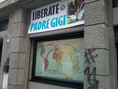 «Liberate padre Gigi!». Lo striscione del Centro Missionario ricorda ai padovani