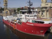 Migranti, a bordo di Ocean Viking 572 naufraghi: “Devono sbarcare subito”