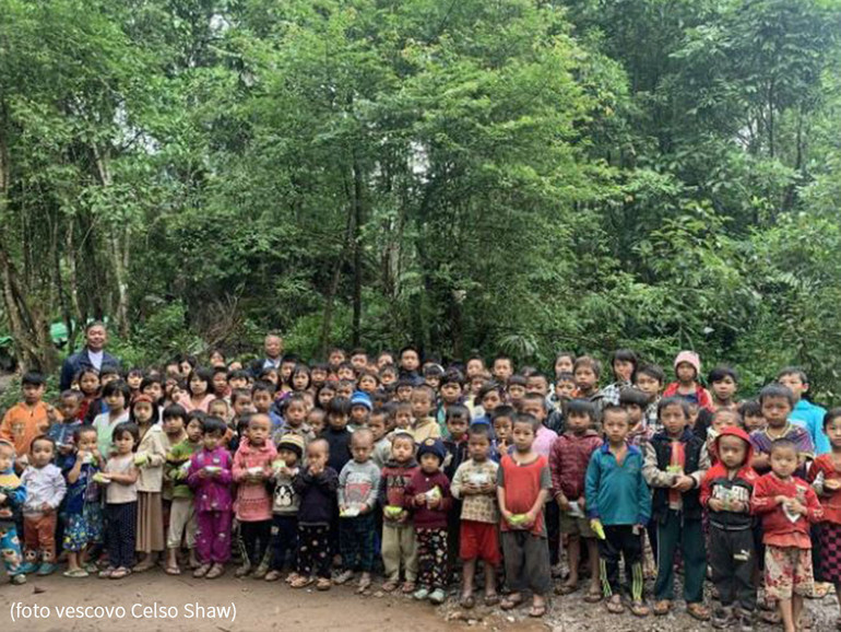 Myanmar. Mons. Celso Ba Shwe: “Il Papa mi ha detto: siete voi a benedirmi, perché siete martiri”