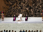 Papa all’udienza: “Evangelizzare non è fare proselitismo”