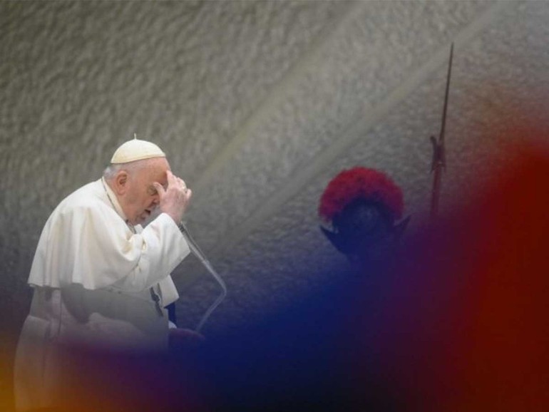 Papa all’udienza: “Quella costruita sulle macerie non sarà mai una vera vittoria”