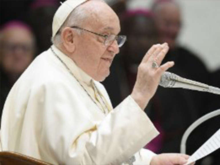 Papa Francesco: alla Pav, “non è possibile essere a priori pro o contro le macchine e le tecnologie”
