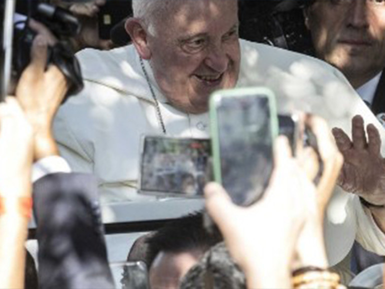 Papa Francesco: “il mondo cerca testimoni di speranza”