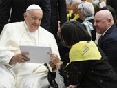 Papa Francesco: incontro per l’80° delle Acli. Democrazia e “stile cristiano”. “Siate voce di una cultura della pace”