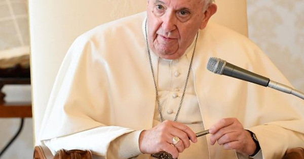 Papa Francesco: “La Croce non è un danno collaterale”