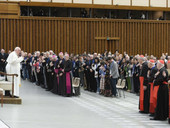 Papa Francesco: “parrocchie troppo autoreferenziali”, no a “neoclericalismo di difesa”