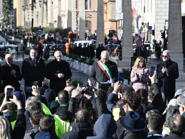 Piazza Pia: Parolin, Meloni e Gualtieri all’inaugurazione