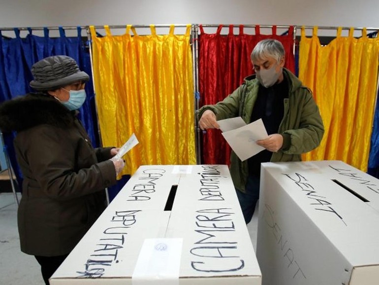 Romania: forte astensione e qualche sorpresa. Il voto non scioglie i nodi politici