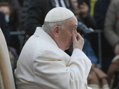 Sulla strada della Storia. In giorni di dolore le lacrime di papa Francesco