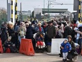 Ucraina, già 660 mila rifugiati: rischio di arrivare alla "più grande crisi del secolo in Ue"