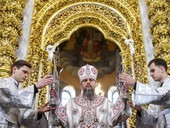 Ucraina: per la prima volta il Natale celebrato dal metropolita Epifanio nella cattedrale della Dormizione di Kyiv Pechersk Lavra