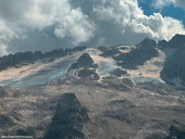 Ultimi istanti di Marmolada. Tra meno di vent'anni il ghiacciaio scomparirà