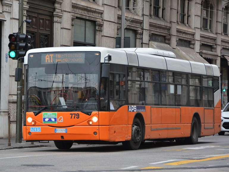 Veneto: 6,6 milioni per abbonamenti autobus e tram