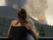 Vulcano Cumbre Vieja. Caritas: “Oltre 6mila le persone evacuate. Paura e incertezza tra continue colate di lava e scosse di terremoto”
